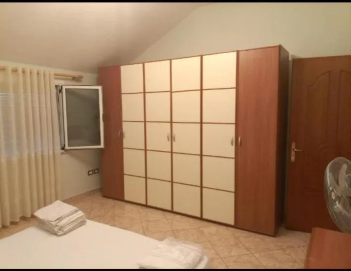 Villas Elona Best View Xhafzotaj